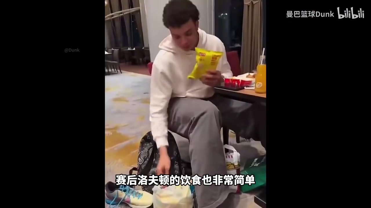 酷爱薯片的“小胖”洛夫顿，是中国男篮最该归化的球员？